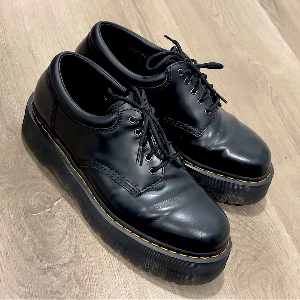 Dr. Martens 8053 Quad Leather Platform